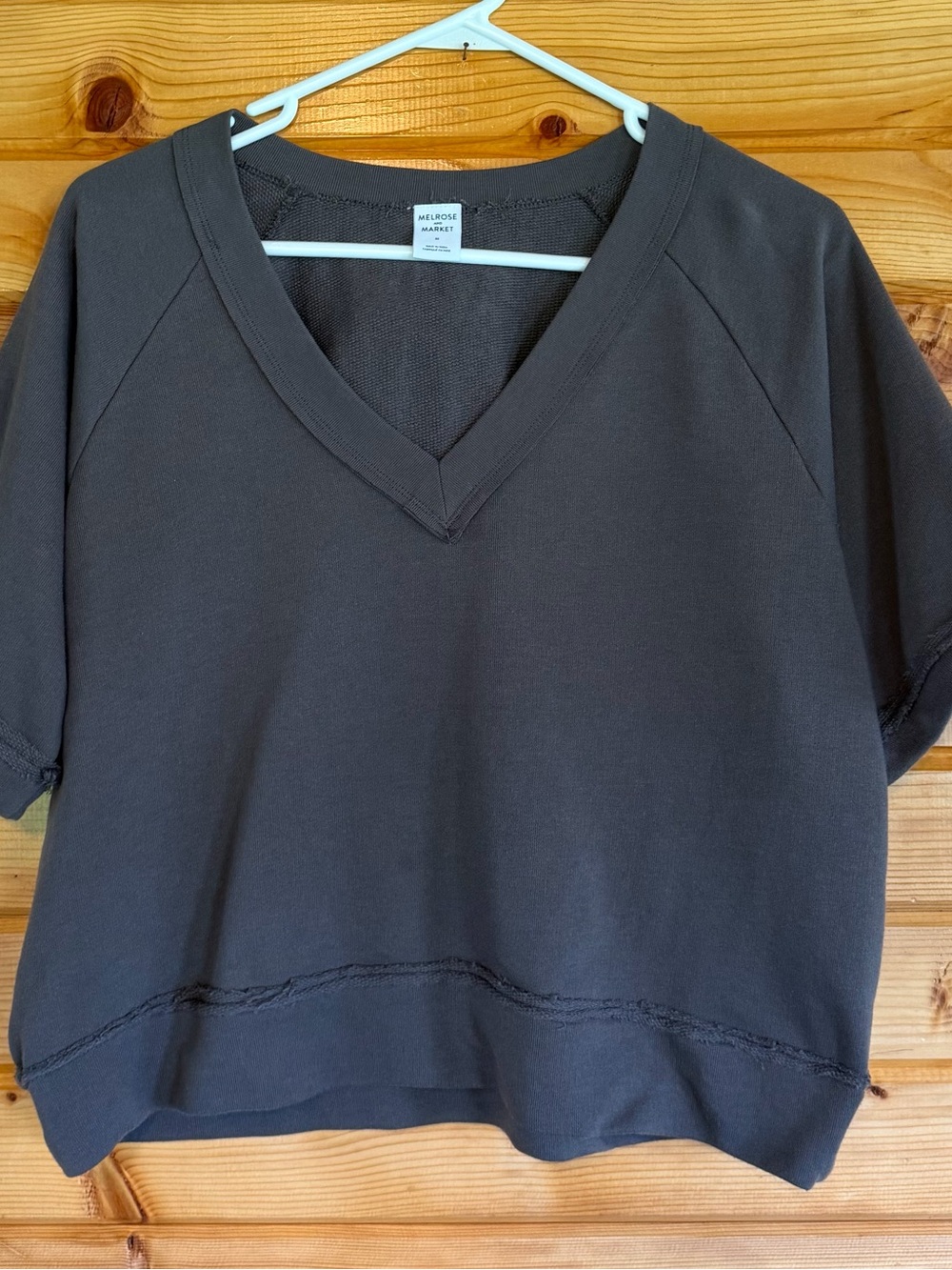 Melrose and Market Dark Gray V-Neck Short Sleeve Crop Top